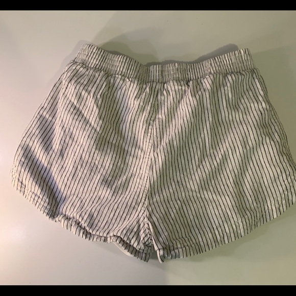 XXI Striped Shorts - Picture 4 of 4